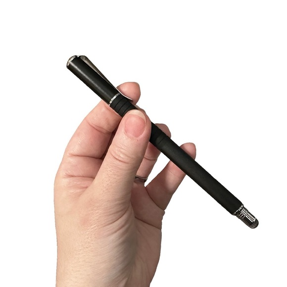 Mixoo High Sensitivity Precision Stylus Pen - Touch Screens Multiple Attachments - Picture 7 of 7